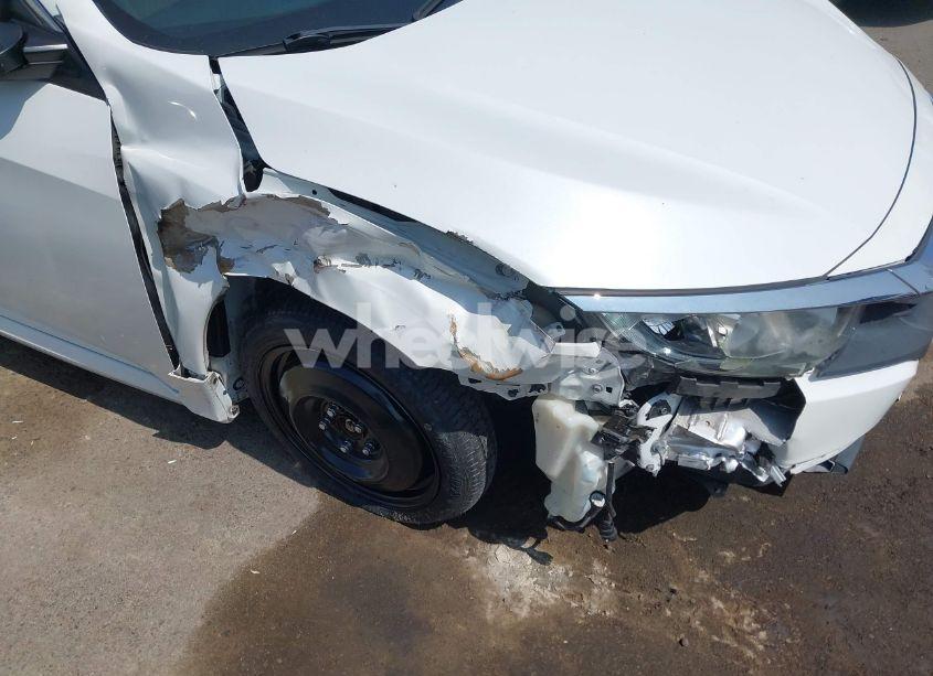 Photo 6 of 2018 Honda Civic EX (VIN 2HGFC2F89JH521002)