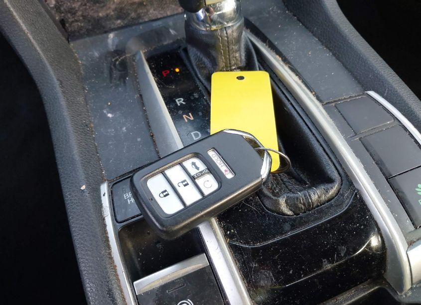 Photo 11 of 2019 Honda Civic SPORT (VIN 2HGFC2F89KH510714)