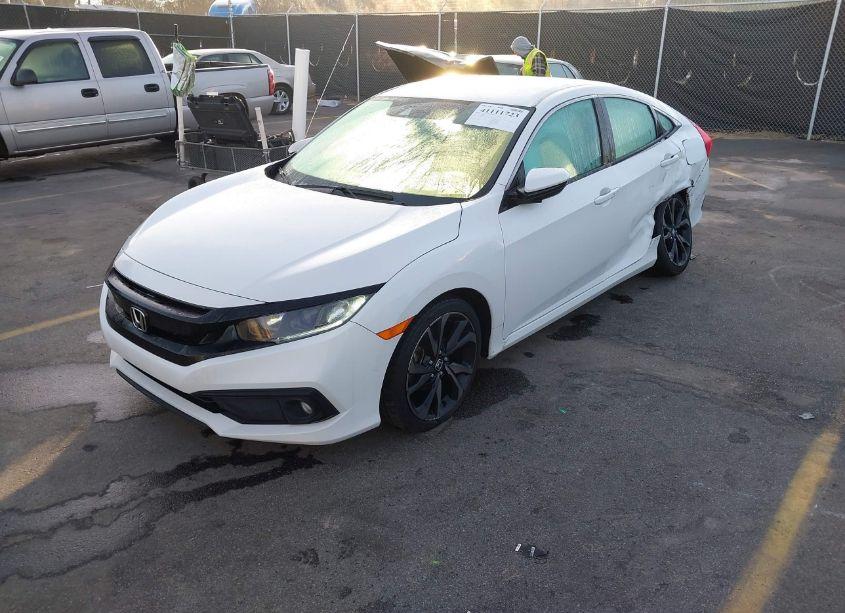 Photo 2 of 2019 Honda Civic SPORT (VIN 2HGFC2F89KH510714)