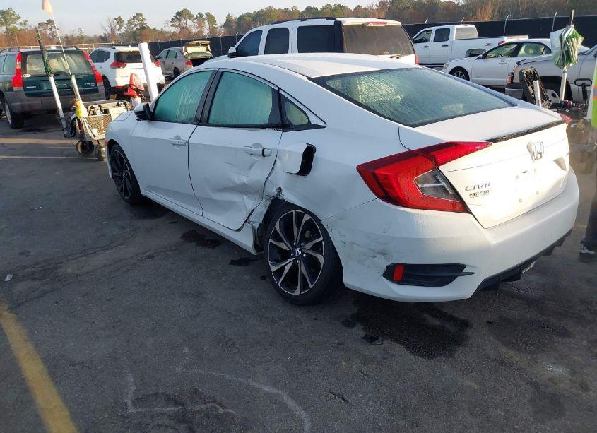 Photo 3 of 2019 Honda Civic SPORT (VIN 2HGFC2F89KH510714)