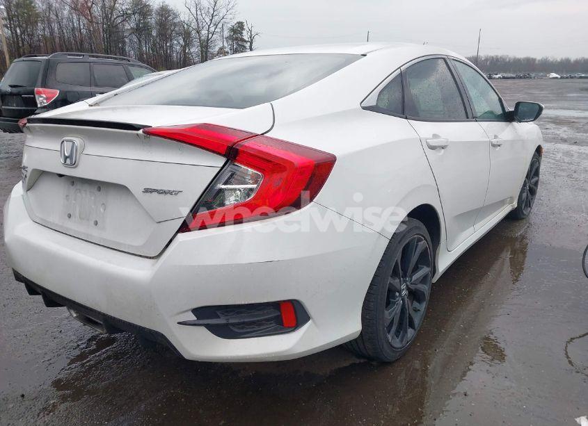 Photo 4 of 2019 Honda Civic SPORT (VIN 2HGFC2F89KH537251)