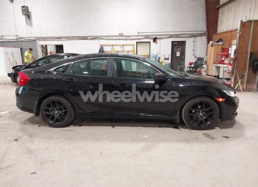 Photo 13 of 2019 Honda Civic SPORT (VIN 2HGFC2F89KH557466)