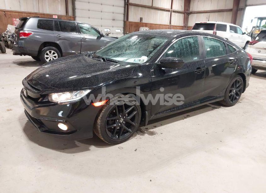 Photo 2 of 2019 Honda Civic SPORT (VIN 2HGFC2F89KH557466)