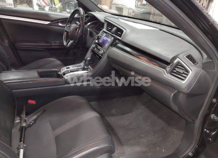 Photo 5 of 2019 Honda Civic SPORT (VIN 2HGFC2F89KH557466)