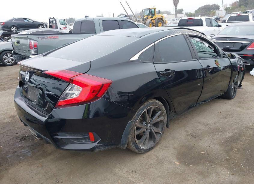 Photo 4 of 2019 Honda Civic SPORT (VIN 2HGFC2F89KH570377)