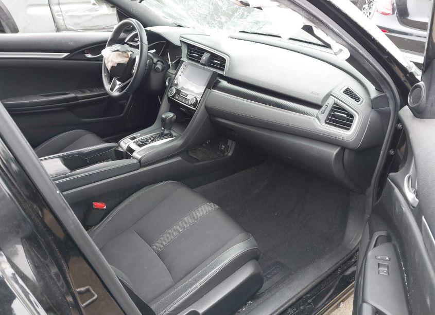 Photo 5 of 2019 Honda Civic SPORT (VIN 2HGFC2F89KH570377)