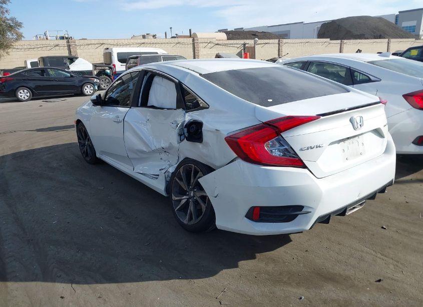 Photo 3 of 2019 Honda Civic SPORT (VIN 2HGFC2F89KH579175)