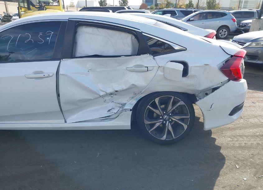 Photo 6 of 2019 Honda Civic SPORT (VIN 2HGFC2F89KH579175)