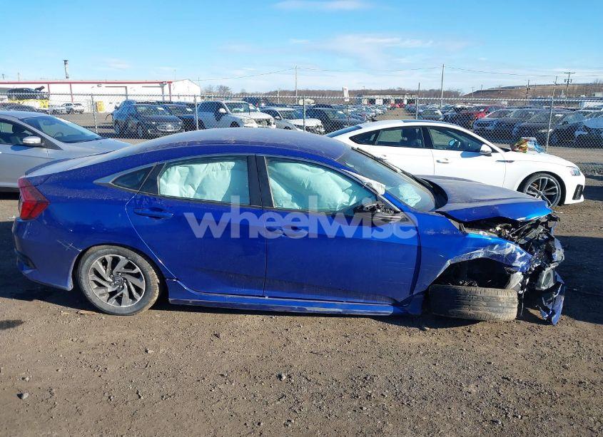 Photo 12 of 2020 Honda Civic SPORT (VIN 2HGFC2F89LH543147)