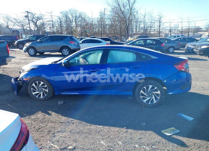 Photo 13 of 2020 Honda Civic SPORT (VIN 2HGFC2F89LH543147)