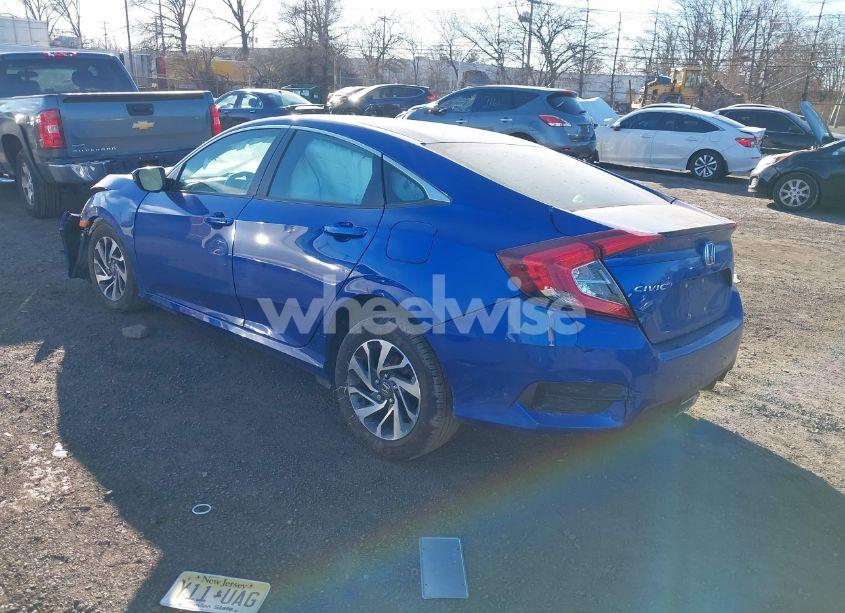 Photo 3 of 2020 Honda Civic SPORT (VIN 2HGFC2F89LH543147)