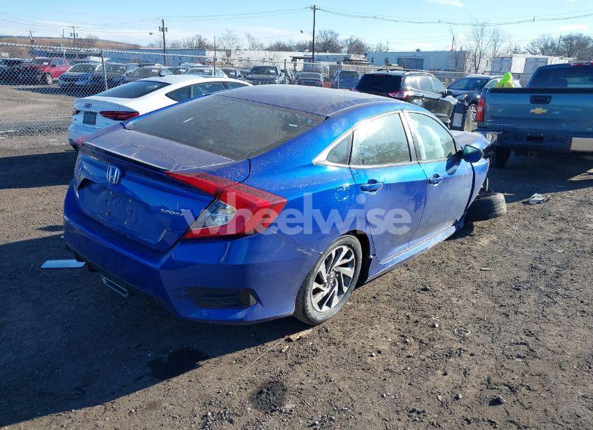 Photo 4 of 2020 Honda Civic SPORT (VIN 2HGFC2F89LH543147)