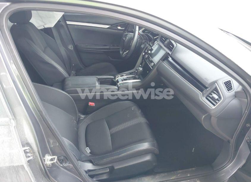 Photo 5 of 2020 Honda Civic SPORT (VIN 2HGFC2F89LH549238)