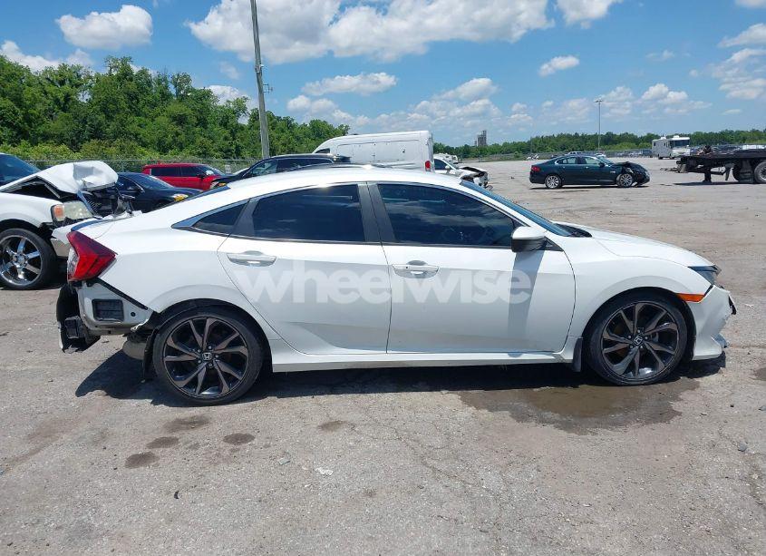 Photo 13 of 2020 Honda Civic SPORT (VIN 2HGFC2F89LH556674)