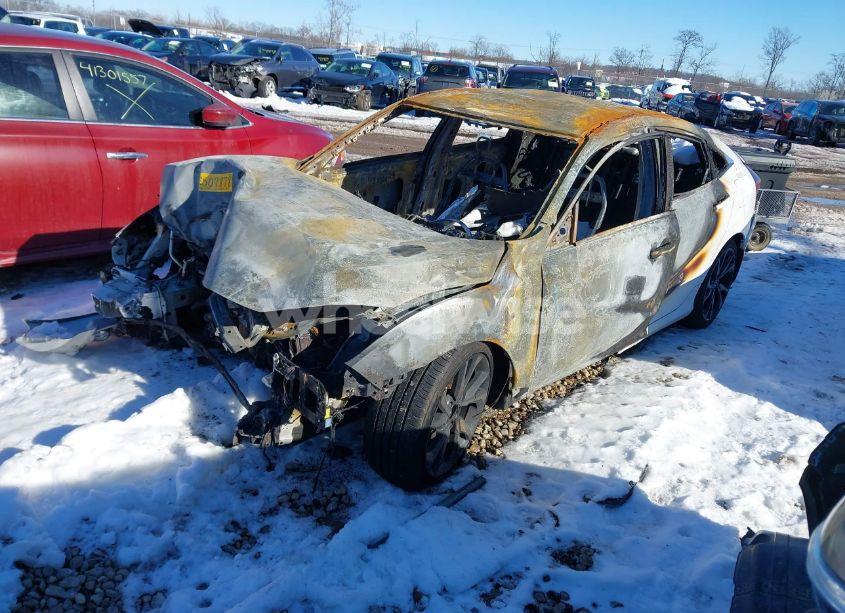 Photo 2 of 2021 Honda Civic SPORT (VIN 2HGFC2F89MH507878)