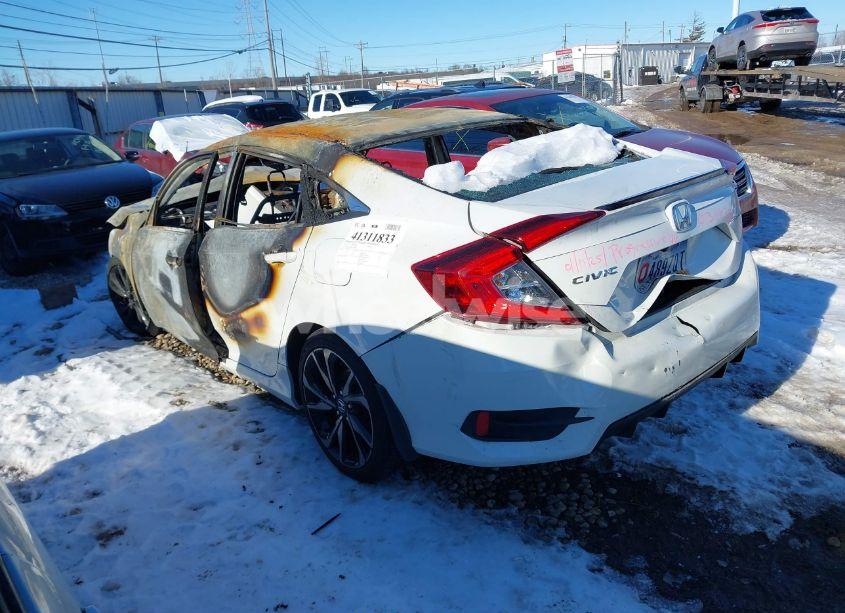 Photo 3 of 2021 Honda Civic SPORT (VIN 2HGFC2F89MH507878)