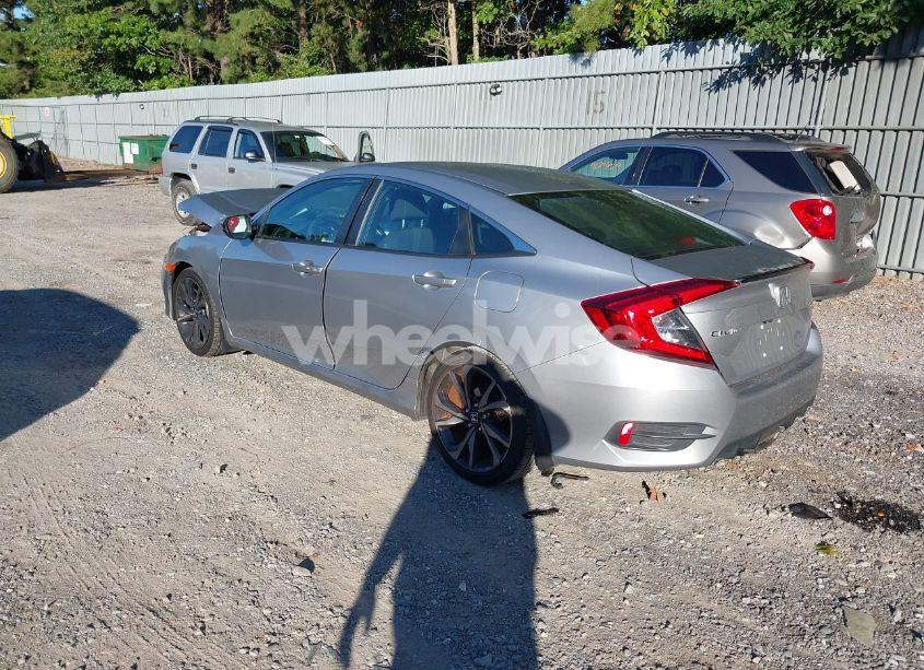 Photo 3 of 2019 Honda Civic SPORT (VIN 2HGFC2F8XKH502749)