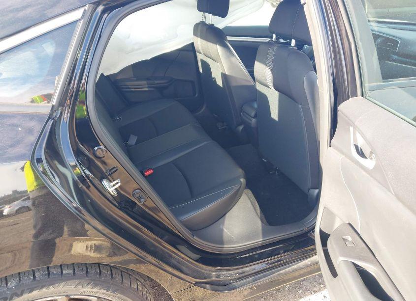 Photo 8 of 2019 Honda Civic SPORT (VIN 2HGFC2F8XKH506347)