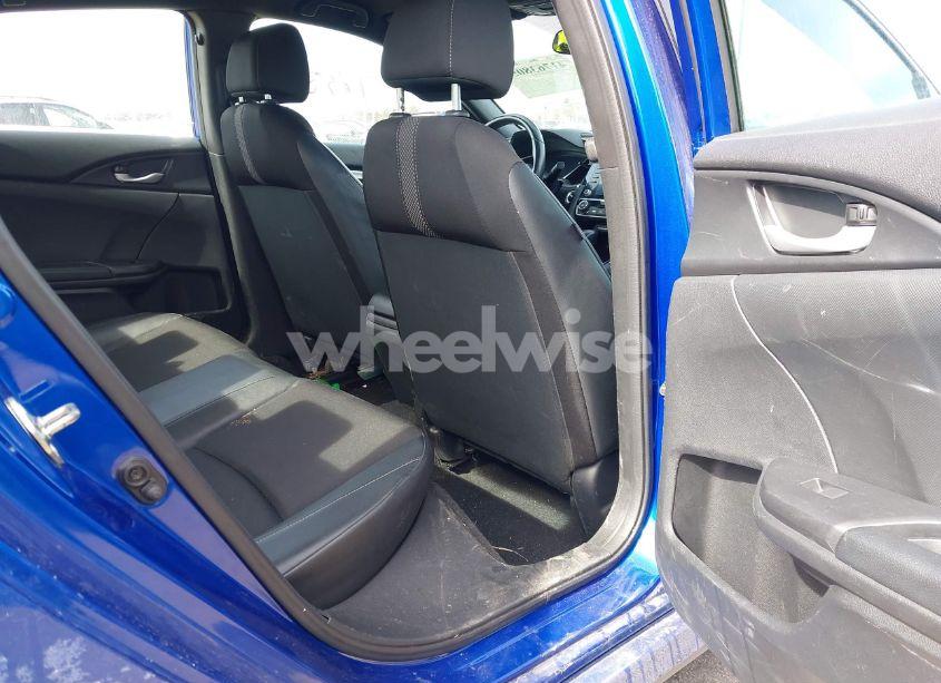 Photo 8 of 2019 Honda Civic SPORT (VIN 2HGFC2F8XKH511399)