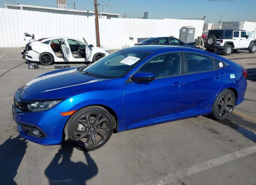 Photo 2 of 2019 Honda Civic SPORT (VIN 2HGFC2F8XKH531023)