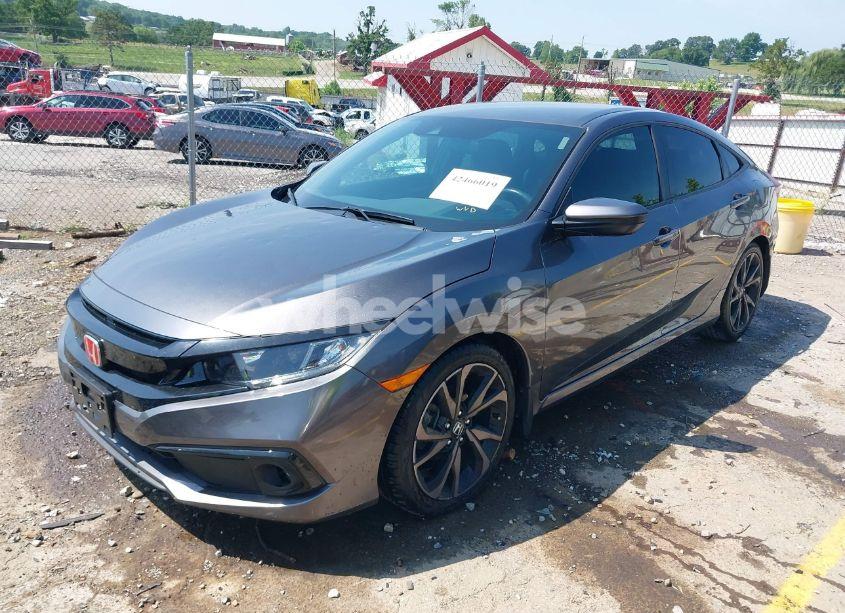Photo 2 of 2019 Honda Civic SPORT (VIN 2HGFC2F8XKH554639)