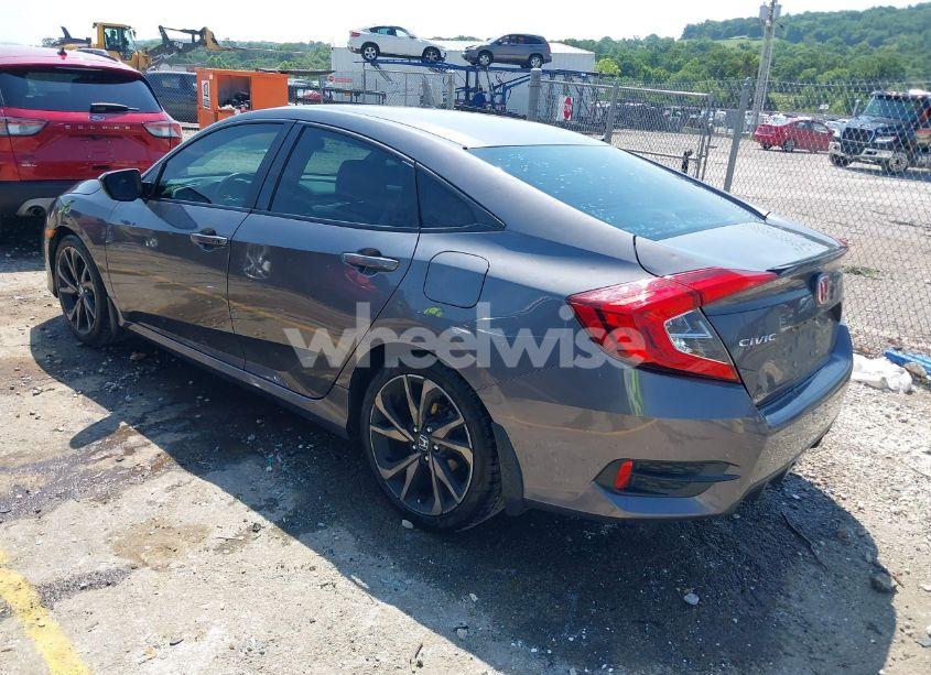 Photo 3 of 2019 Honda Civic SPORT (VIN 2HGFC2F8XKH554639)