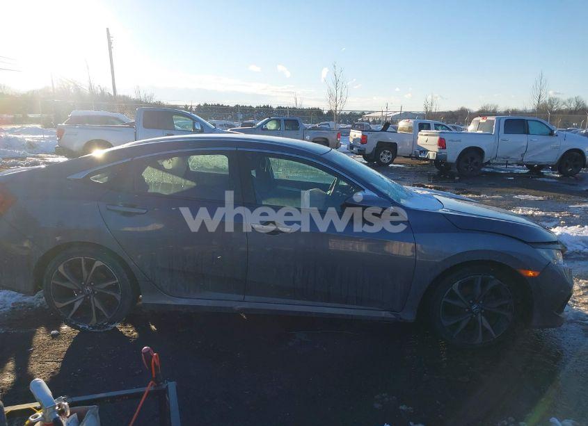 Photo 13 of 2019 Honda Civic SPORT (VIN 2HGFC2F8XKH595529)