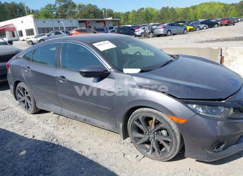 Photo 13 of 2019 Honda Civic SPORT (VIN 2HGFC2F8XKH598141)