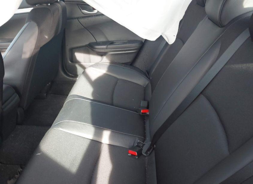 Photo 8 of 2019 Honda Civic SPORT (VIN 2HGFC2F8XKH605007)