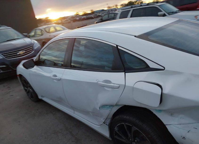 Photo 14 of 2020 Honda Civic SPORT (VIN 2HGFC2F8XLH523165)