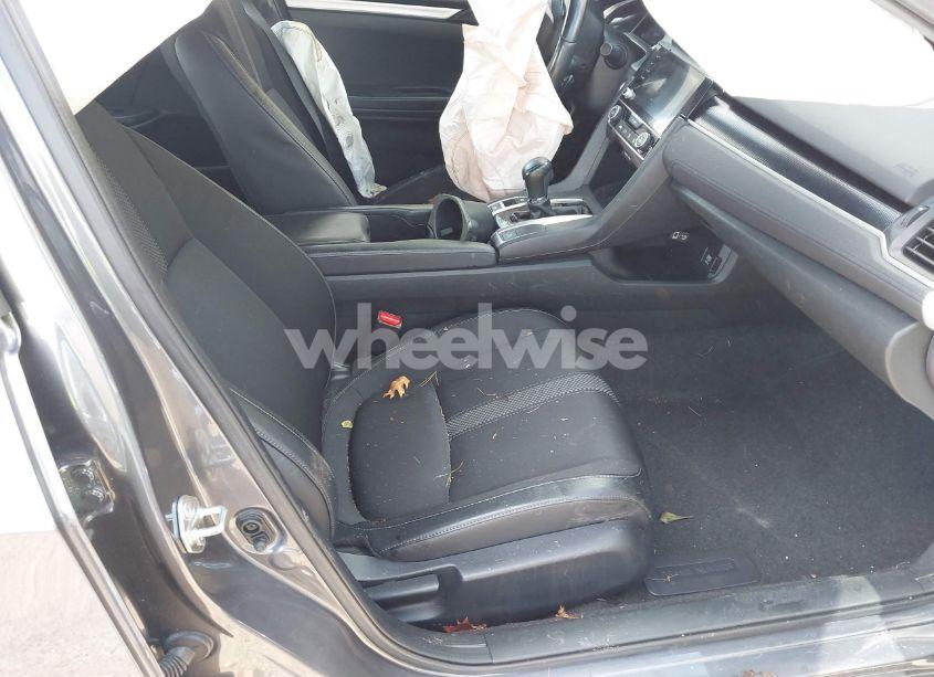 Photo 5 of 2020 Honda Civic SPORT (VIN 2HGFC2F8XLH529581)