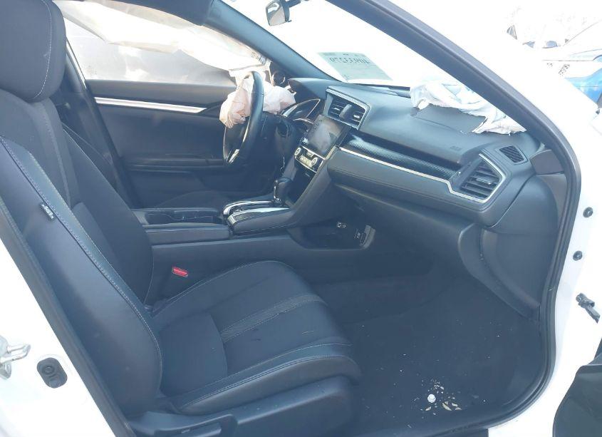 Photo 5 of 2020 Honda Civic SPORT (VIN 2HGFC2F8XLH544923)