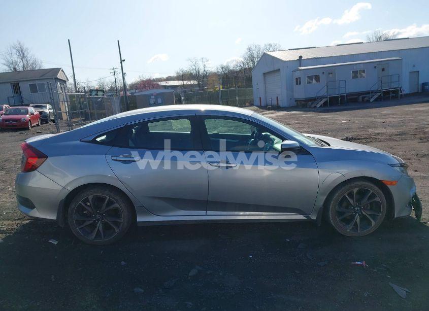 Photo 13 of 2020 Honda Civic SPORT (VIN 2HGFC2F8XLH549040)