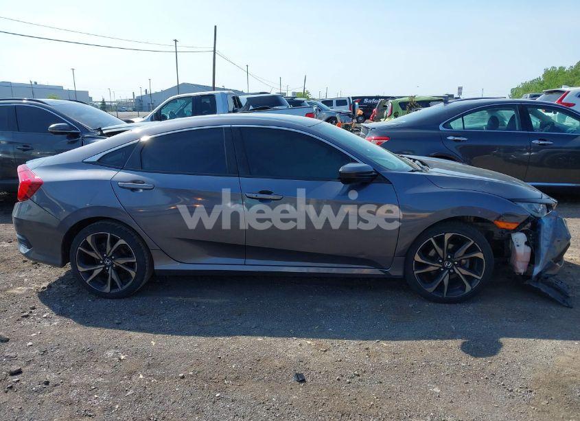 Photo 13 of 2020 Honda Civic SPORT (VIN 2HGFC2F8XLH576190)