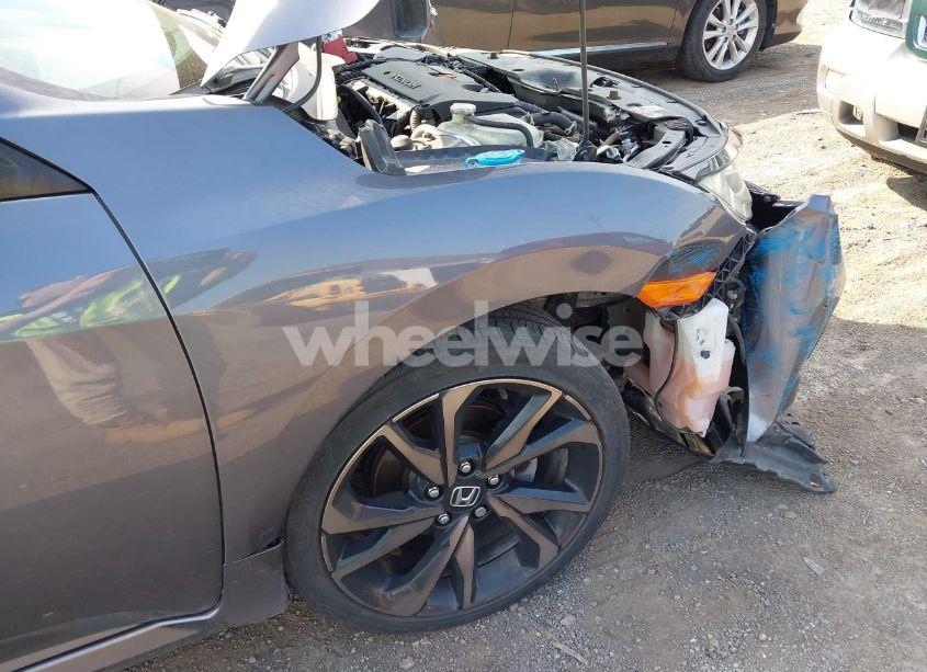 Photo 6 of 2020 Honda Civic SPORT (VIN 2HGFC2F8XLH576190)