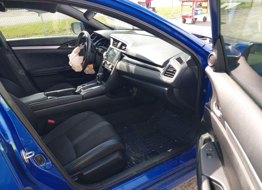 Photo 5 of 2020 Honda Civic SPORT (VIN 2HGFC2F8XLH582216)