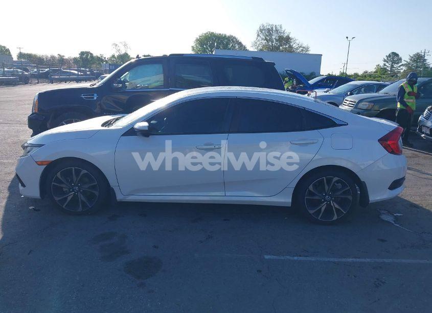 Photo 14 of 2020 Honda Civic SPORT (VIN 2HGFC2F8XLH584256)