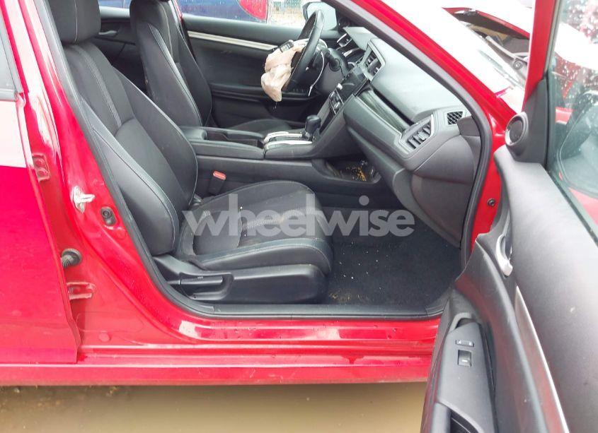 Photo 5 of 2020 Honda Civic SPORT (VIN 2HGFC2F8XLH599307)