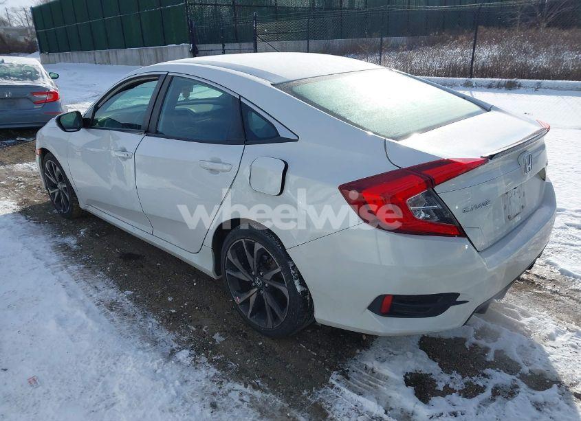 Photo 3 of 2021 Honda Civic SPORT (VIN 2HGFC2F8XMH533616)
