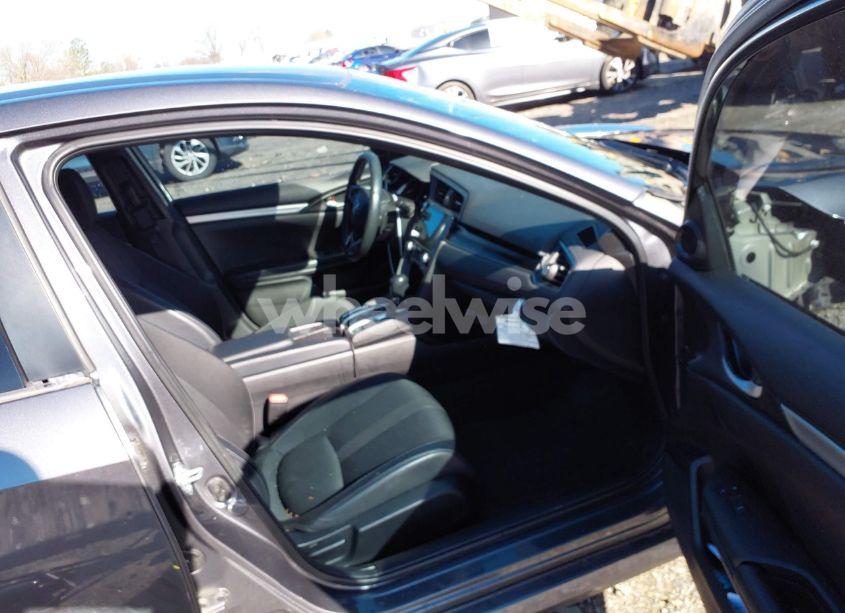 Photo 5 of 2021 Honda Civic SPORT (VIN 2HGFC2F8XMH545085)