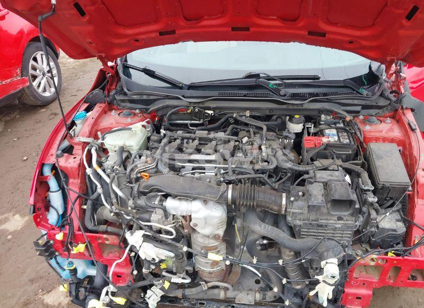 Photo 10 of 2018 Honda Civic EX-T (VIN 2HGFC3A33JH350037)