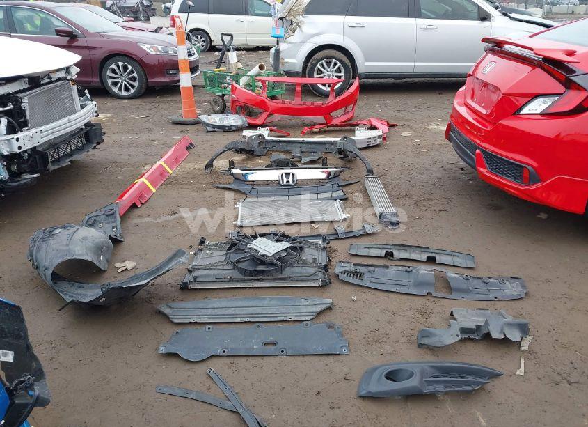 Photo 12 of 2018 Honda Civic EX-T (VIN 2HGFC3A33JH350037)