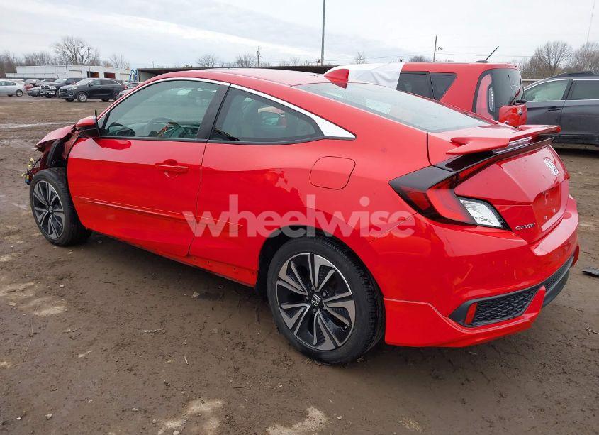 Photo 3 of 2018 Honda Civic EX-T (VIN 2HGFC3A33JH350037)