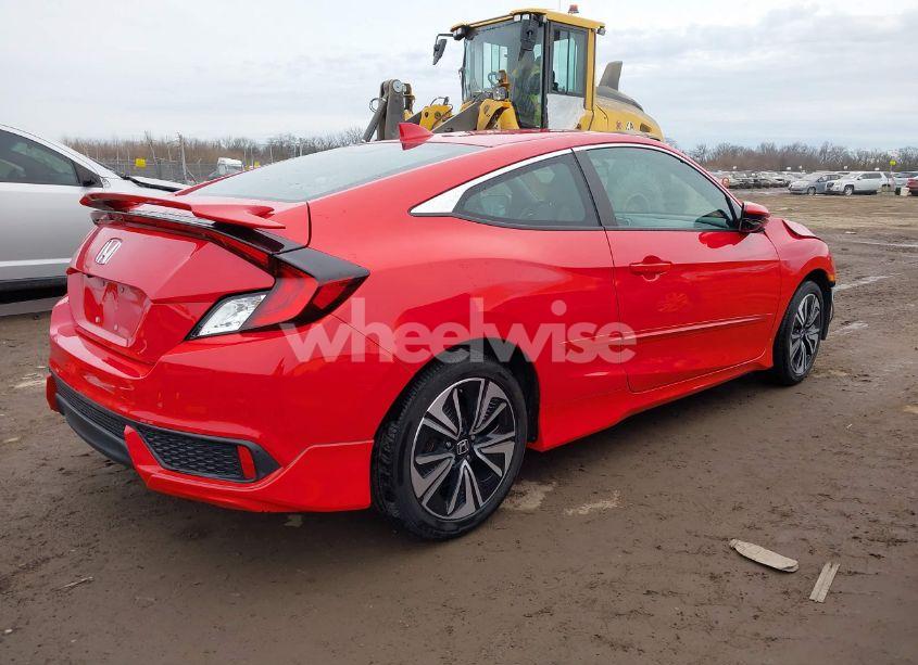 Photo 4 of 2018 Honda Civic EX-T (VIN 2HGFC3A33JH350037)