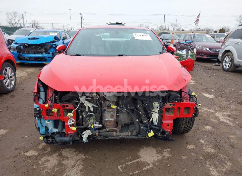 Photo 6 of 2018 Honda Civic EX-T (VIN 2HGFC3A33JH350037)