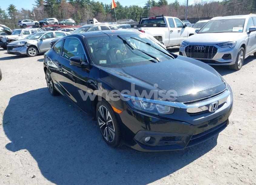 2017 Honda Civic EX-T (VIN 2HGFC3A3XHH361255) main photo
