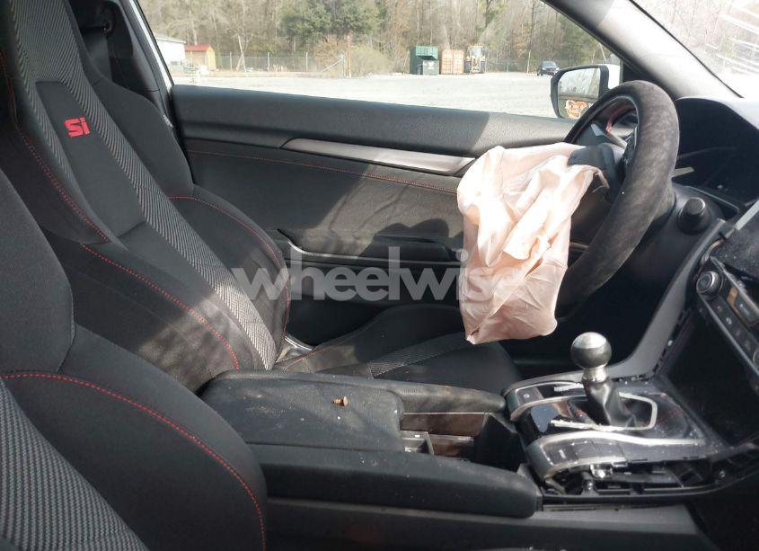 Photo 5 of 2017 Honda Civic SI (VIN 2HGFC3A50HH753145)