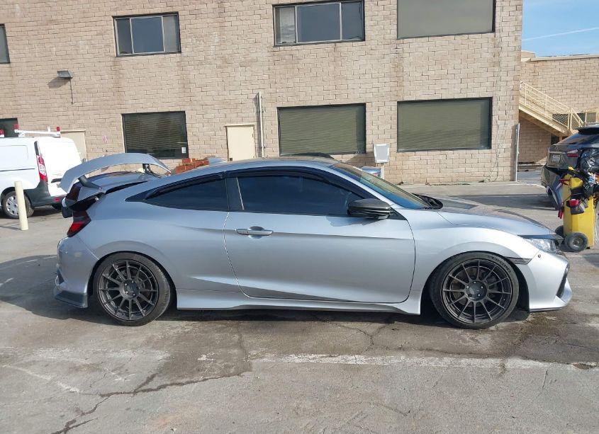 Photo 13 of 2018 Honda Civic SI (VIN 2HGFC3A50JH753863)