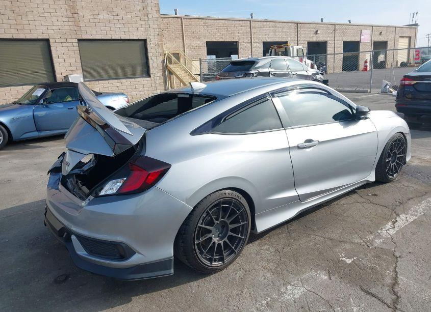 Photo 4 of 2018 Honda Civic SI (VIN 2HGFC3A50JH753863)
