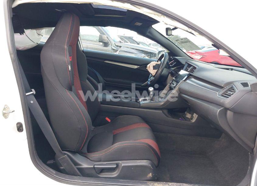 Photo 5 of 2020 Honda Civic SI COUPE (VIN 2HGFC3A50LH750061)